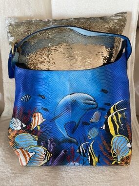 NWOT.Artistic Expressions by Sharif Hand Painted Dolphin Leather Shoulder Bag